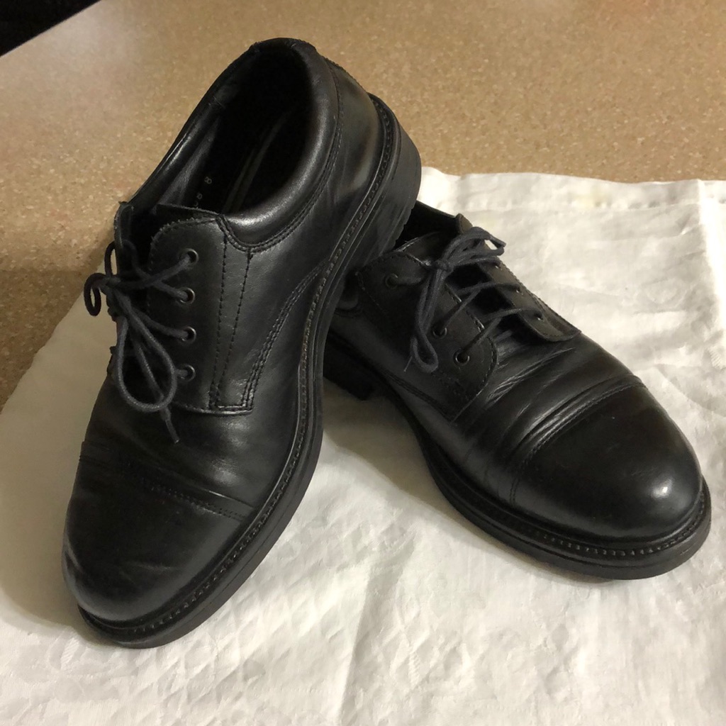 Bass Leather 252